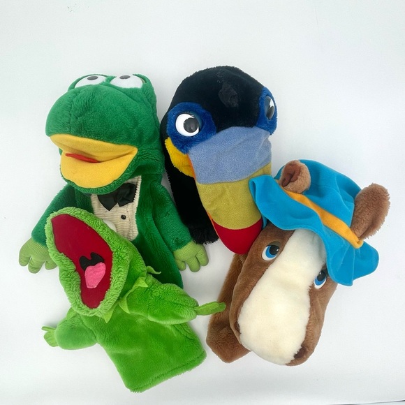 Vintage 1980’s Dakin Hand Puppets Set of 4 - Picture 2 of 16
